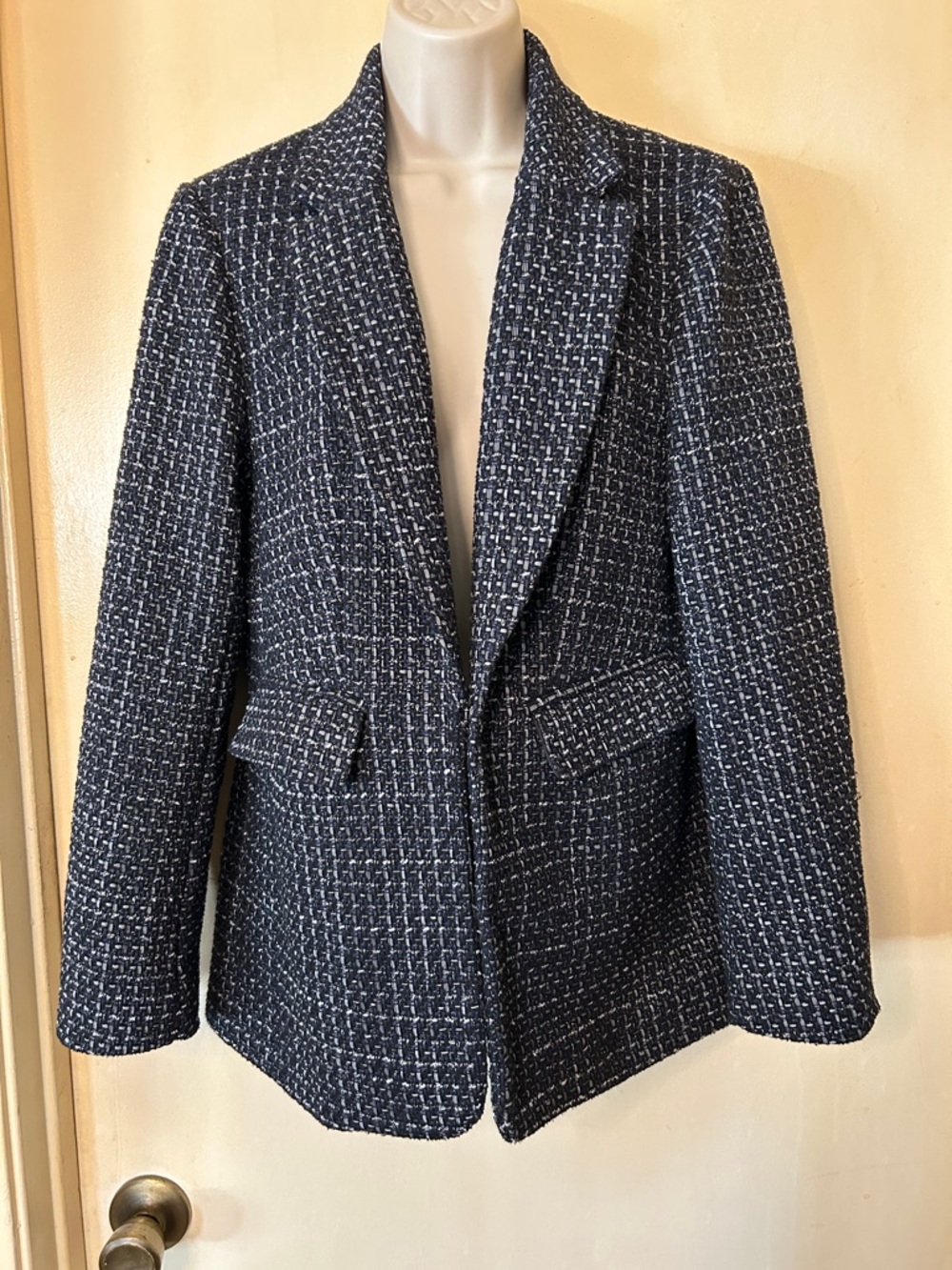 Anthropologie hazel Navy and White Tweed Blazer size M